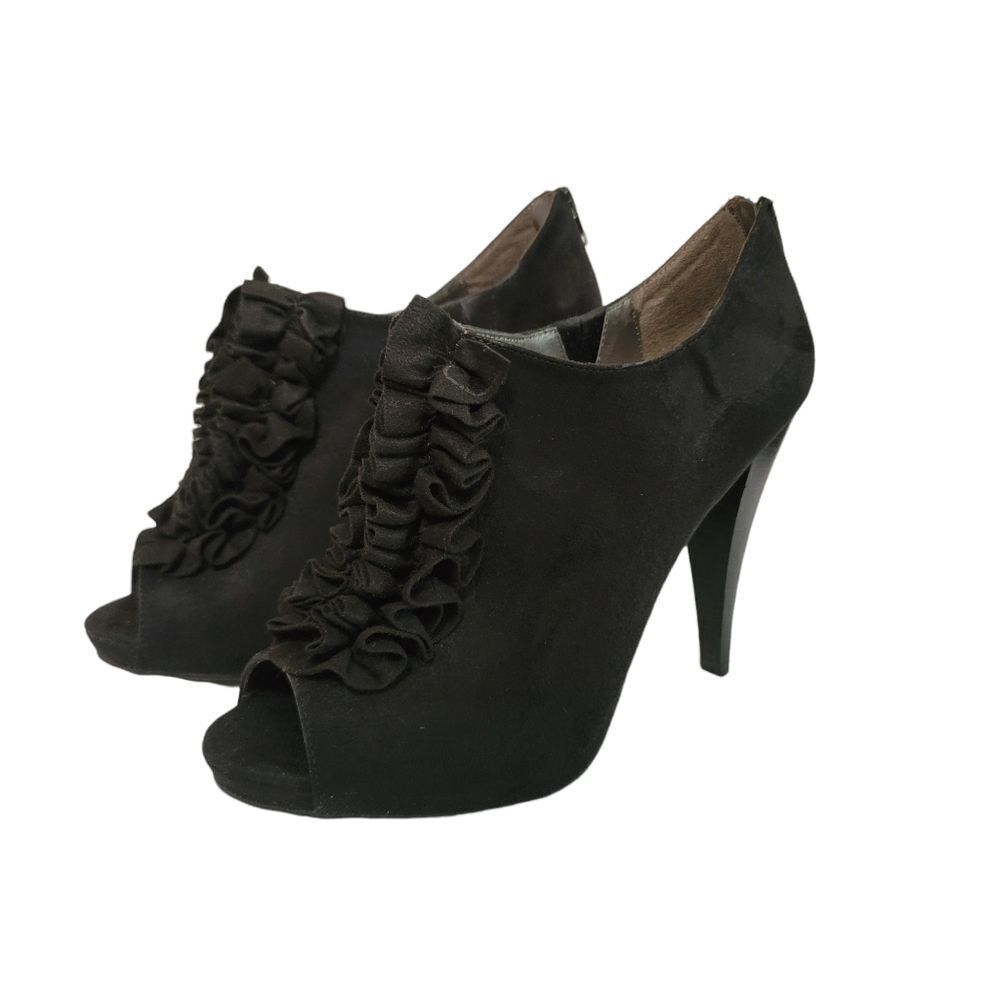 Fergalicious Black Ruffle Booties 10M NWT